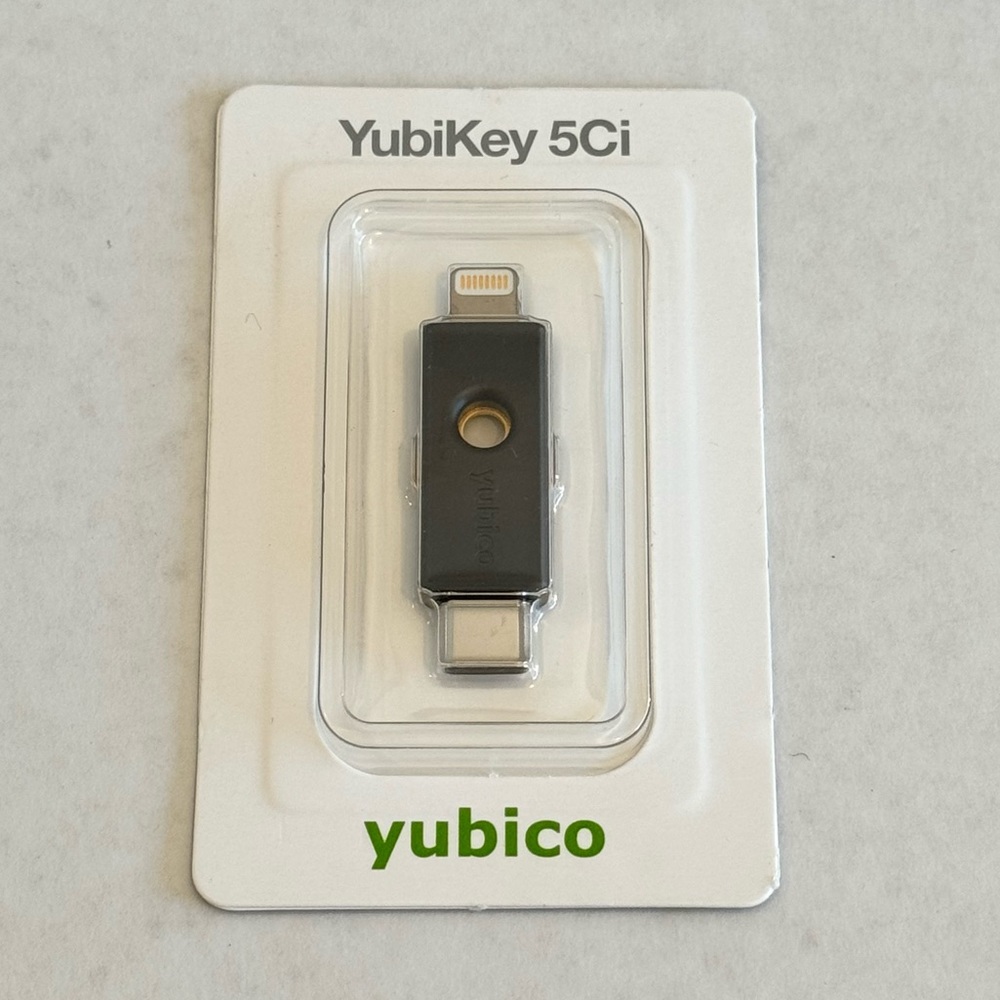 Yubico - YubiKey 5Ci - Two-Factor authentication Security for Android/PC/iPhone